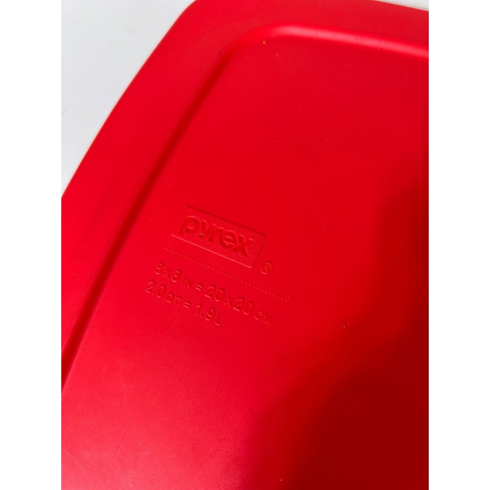 Pyrex Red Rectangular Storage Container Lid - Picture 7 of 7